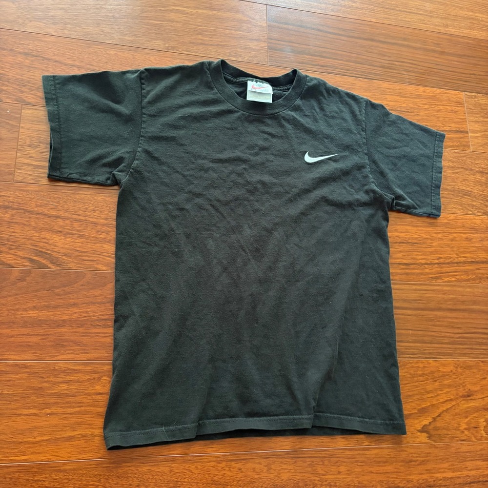 Vintage Nike 90s T-Shirt Embroidered Swoosh Logo Black Cotton Made in USA Size M